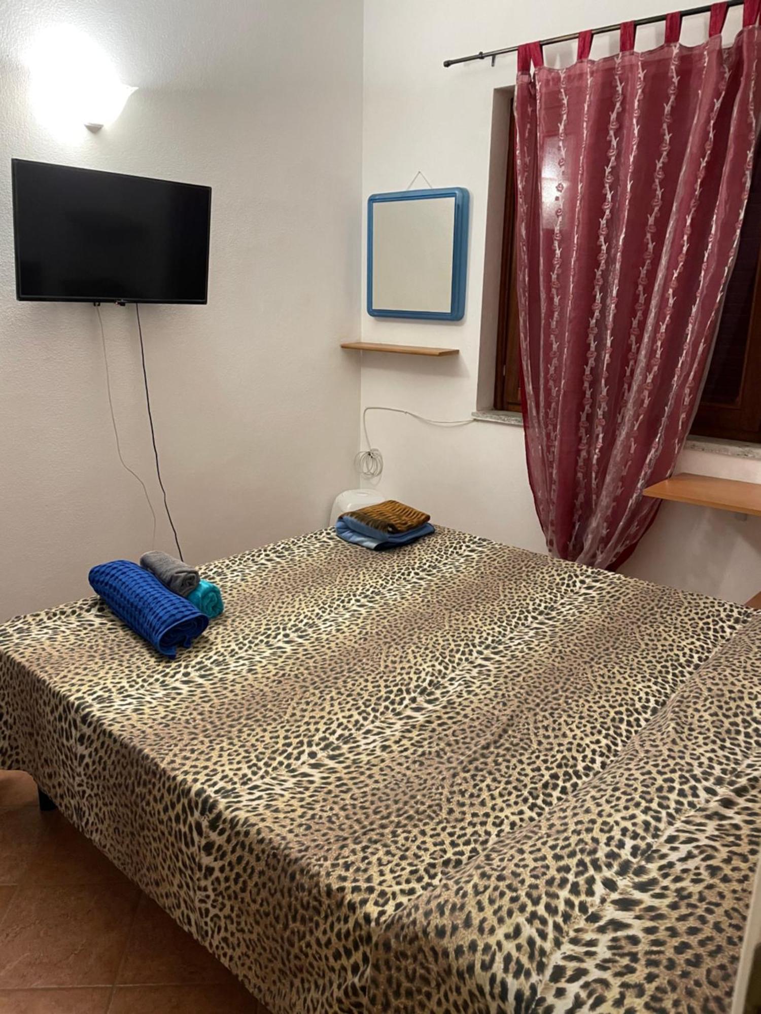 Airport25Minwalk-Bigpoolopentill15Septemberlive-Late-Checkin-Free-From 7-Till9Pm-After 9Pm Extracharge-Topay-Included-Economic-Shuttle-Late Check Out-Assistance To-Rentcar&Save Money During Journey 5Minbywalktoccenter2Mbywalktotouristicport5Minbywalk Ольбия Экстерьер фото